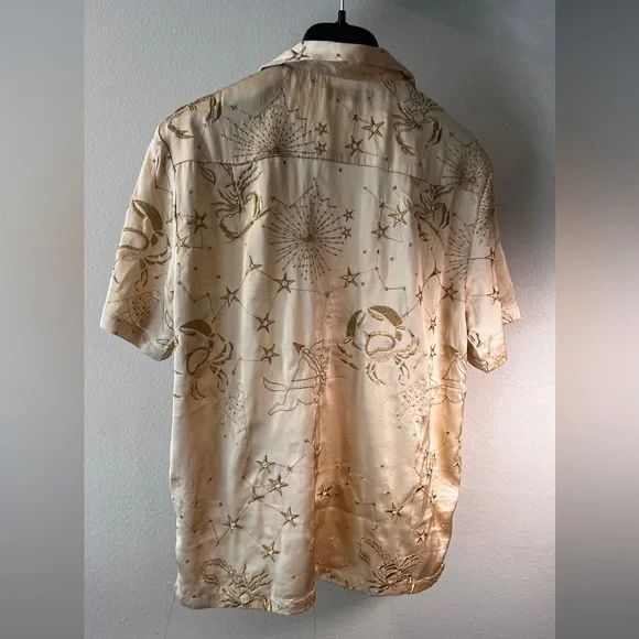 UO Cream and Gold Short Sleeve Shirt - Picture 4 of 6